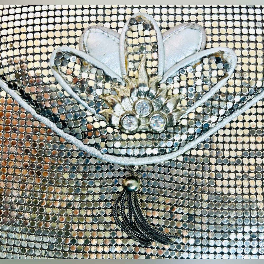 Vintage Silver Metal Mesh Evening Bag with Rhinestone Detail and Chain Strap - Picture 5 of 9